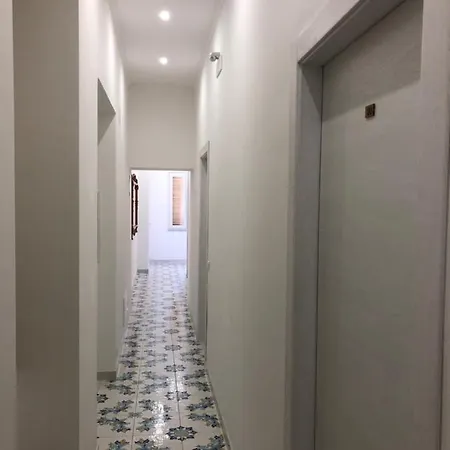 Oasi ホテル ナポリ