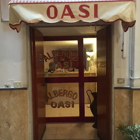 ホテル Oasi *