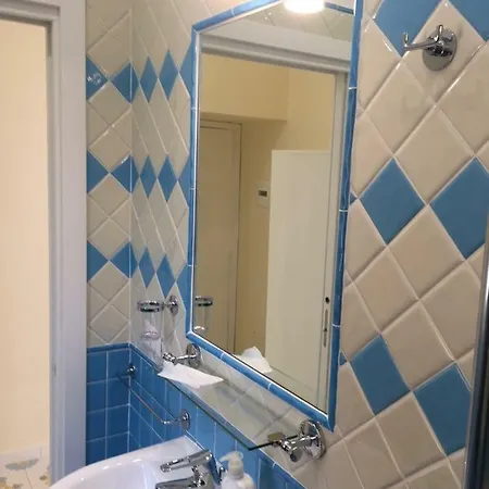 Hotel Oasi Neapol